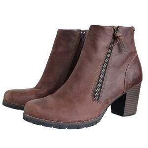 Women's Brown Leather Clark Booties - Size 8.5M